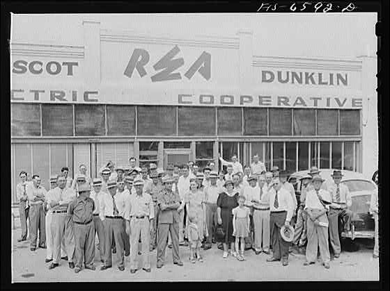 Hayti, Missouri. Members of the U.S. Rural Electrification Administration (REA) cooperative at the annual meeting.
